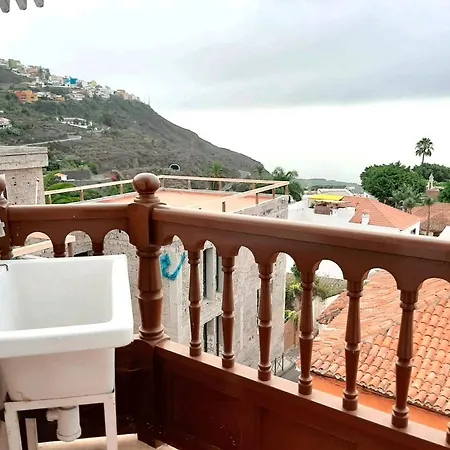 Drago Chico, Apartment